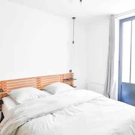 Apartment Le Charme De Montmartre - Parking Gratuit - Patio Prive-sacre-coeur -metro Anvers *
