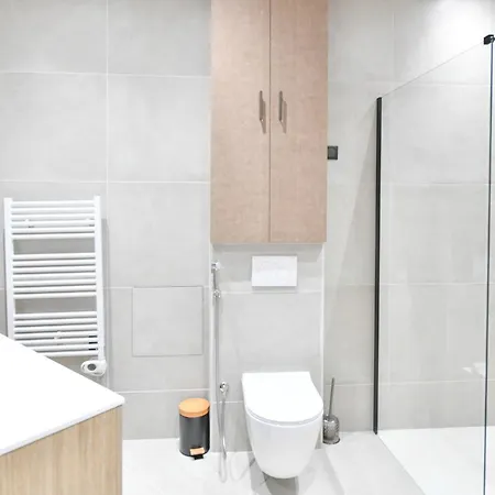 Apartment Le Charme De Montmartre - Parking Gratuit - Patio Prive-sacre-coeur -metro Anvers Paris
