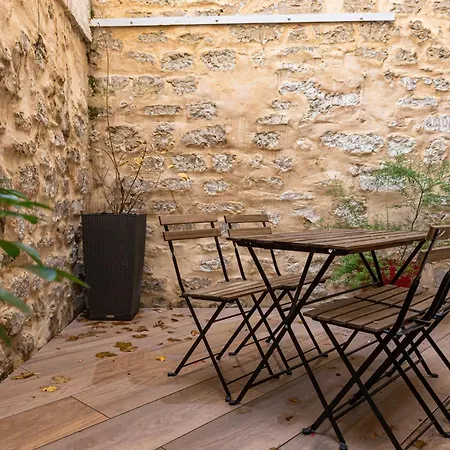 Le Charme De Montmartre - Parking Gratuit - Patio Prive-sacre-coeur -metro Anvers
