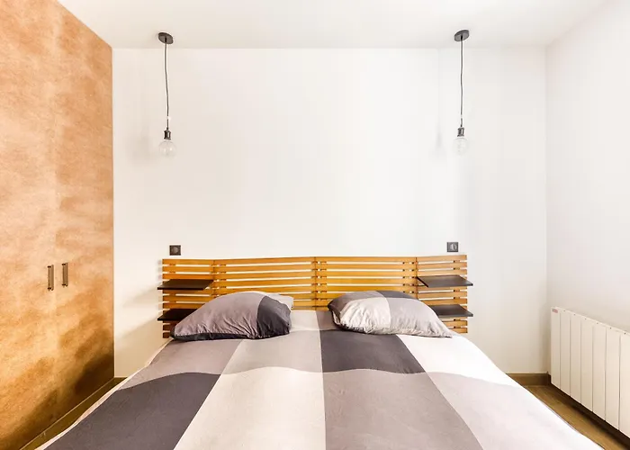 Parking Gratuit - Montmartre Charme & Patio Prive - Sacre-coeur Metro Anvers *