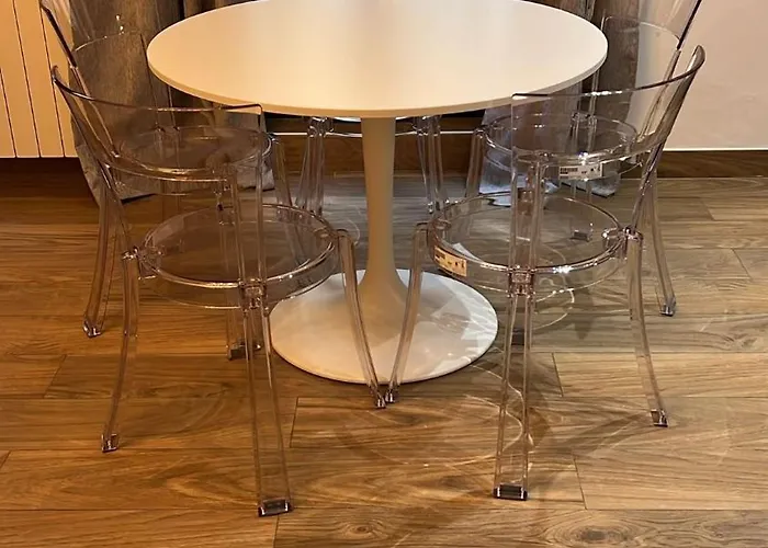 Apartment Parking Gratuit - Montmartre Charme & Patio Prive - Sacre-coeur Metro Anvers *